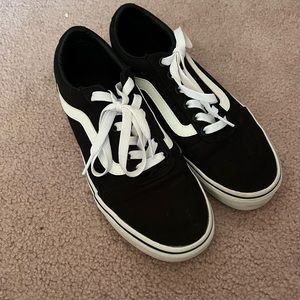 Old Skool Black Vans
